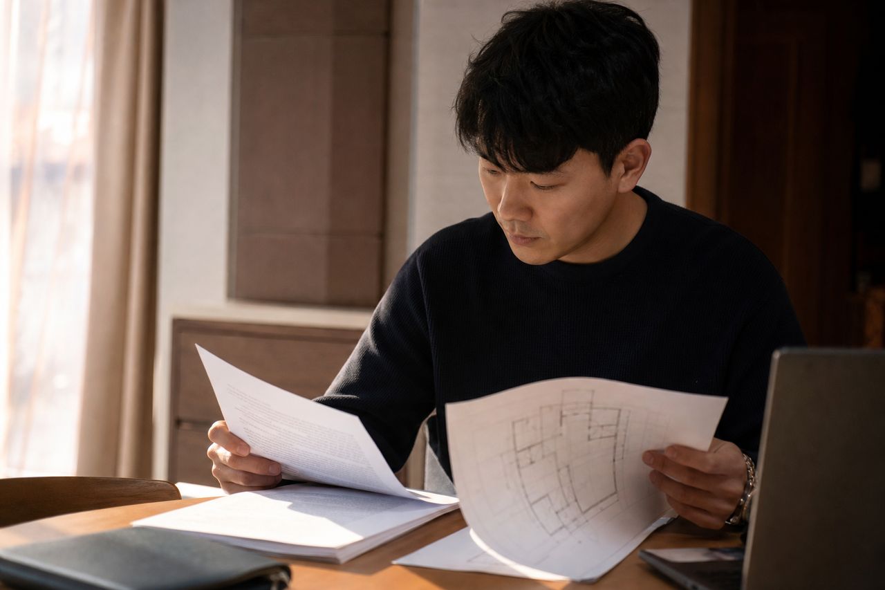 총회결의 없는 환불확약은 효력이 있나 — 무엇부터 해야 하나(절차·순서) 관련 전문가 상담·서류 검토 장면